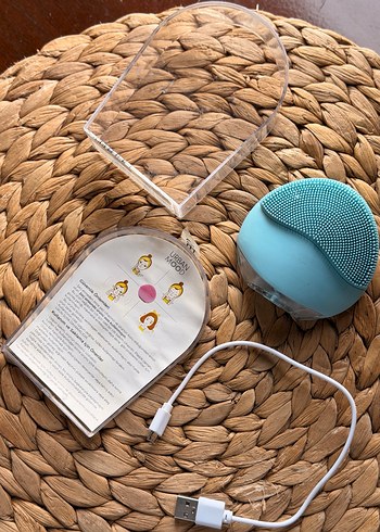 Mavi Renkli Yüz Temizleme Cihazı - Görsel 11