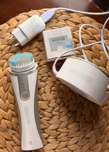 Zetgard Beyaz Gri Yüz Temizleme Cihazı - Görsel 9