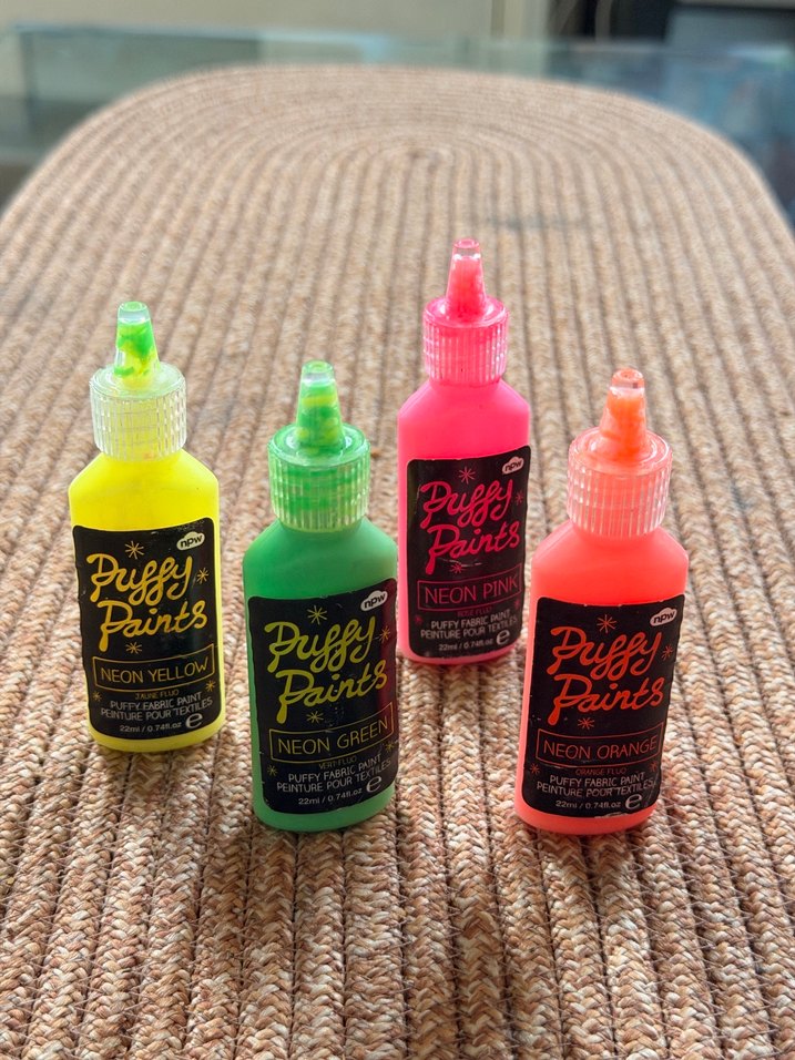 NPW neon renkli 4 lü kabartmalı boya seti - Görsel 5