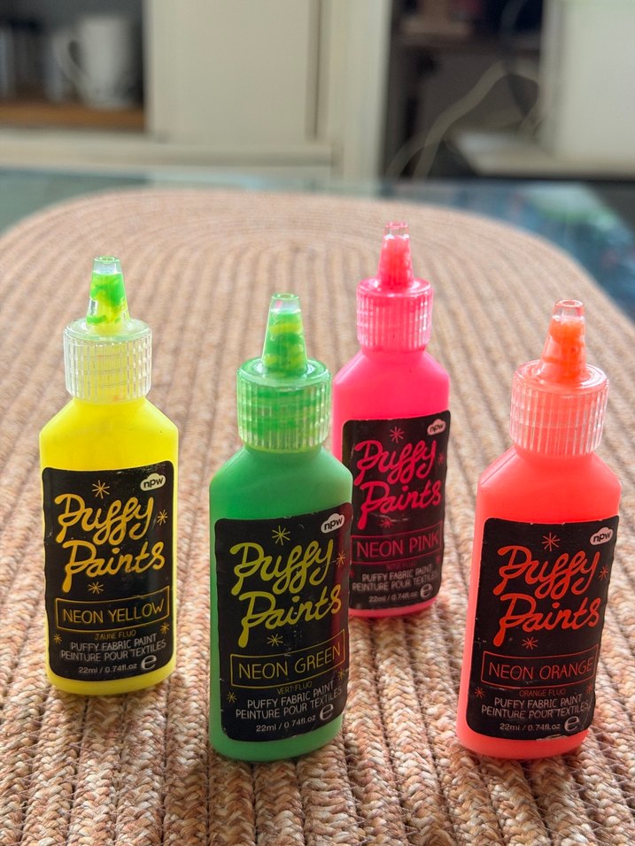 NPW neon renkli 4 lü kabartmalı boya seti - Görsel 4