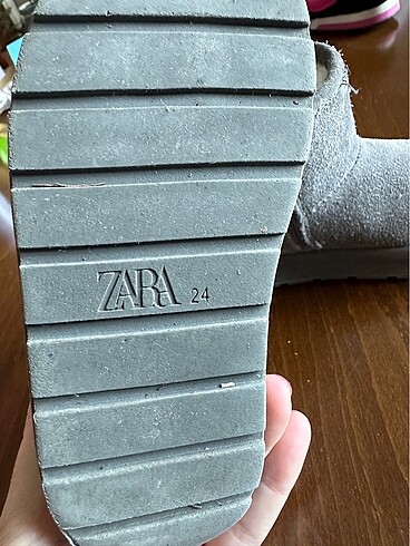 24 Beden Zara bot
