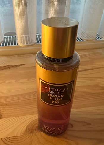 Victoria s Secret Victoria's Secret Sugar Plum Fig Kadın Parfümü 250ml