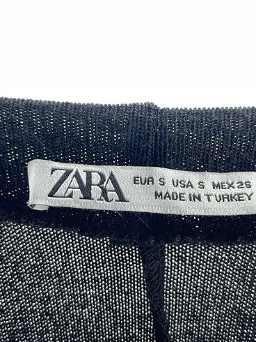 s Beden siyah Renk Zara Kısa Elbise %70 İndirimli.