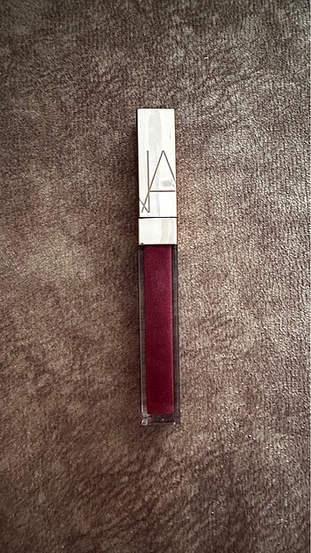 Nars Likit ruj