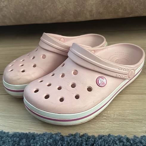 37 Beden Crocs terlik