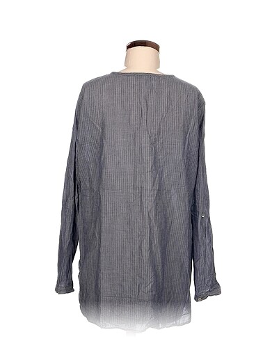 46 Beden LC Waikiki Bluz %70 İndirimli.