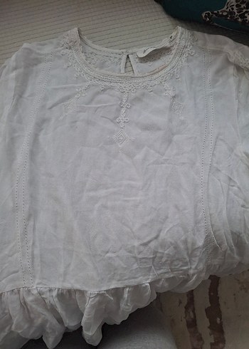 Dantel Detaylı Beyaz Keten Kadın Bluz - Görsel 2