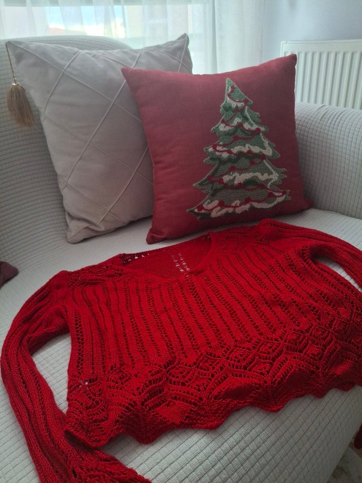 Kırmızı V Yaka Örgü Kadın Kazak - Görsel 2