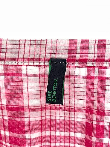 m Beden çeşitli Renk Benetton Gömlek %70 İndirimli.
