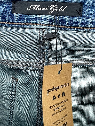 27 Beden mavi Renk Mavi Jeans Jean / Kot %70 İndirimli.