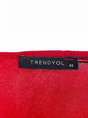40 Beden kırmızı Renk Trendyol & Milla Bluz %70 İndirimli.