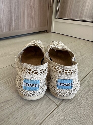39 Beden beyaz Renk Toms ayakkabı