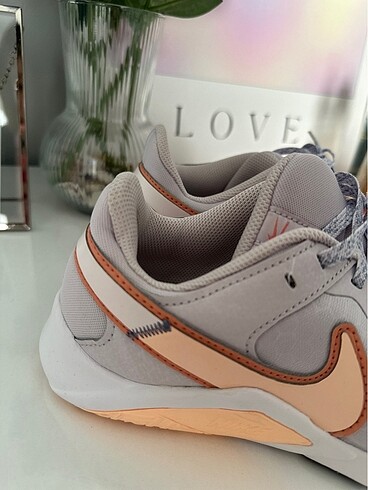 36 Beden Nike spor ayakkabı