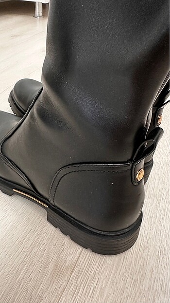 38 Beden Nine West Diz Üstü Çizme