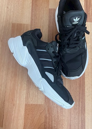 Adidas Siyah Bağcıklı Spor Ayakkabı - Görsel 2