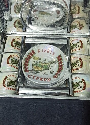  Beden çeşitli Renk Fincan takımı 
