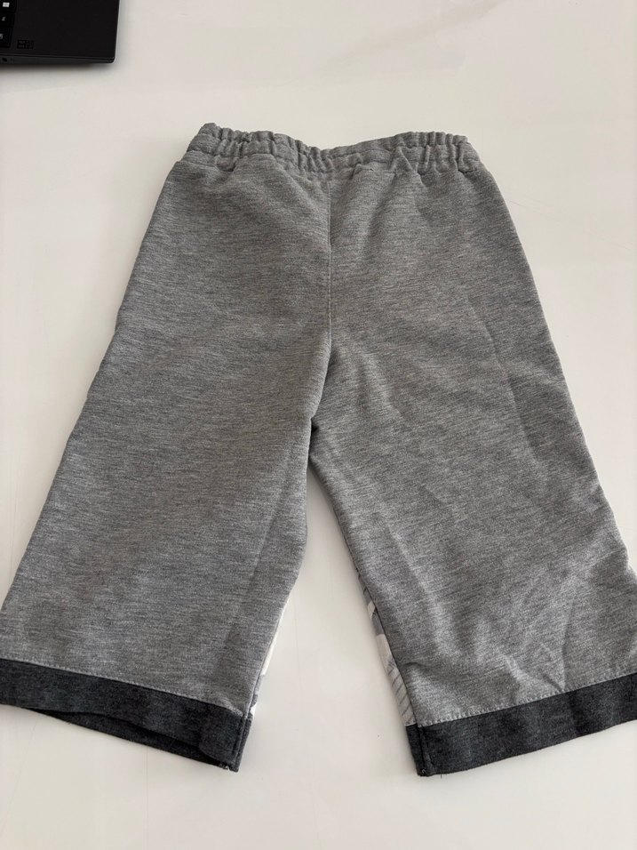 Erkek Gri Baskılı Bol Kesim Şort - Görsel 2