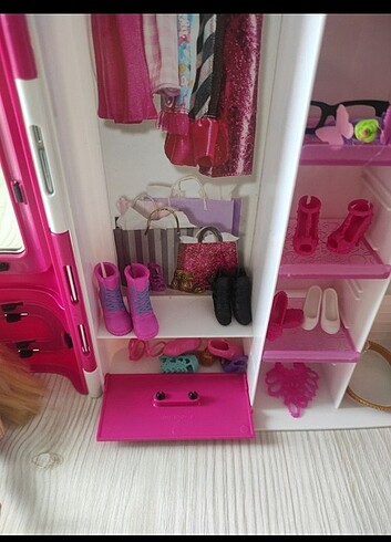 Orjinal Barbie gardıropu