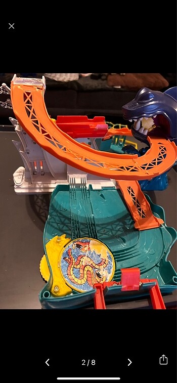 Hotwheels sharkbite bay play