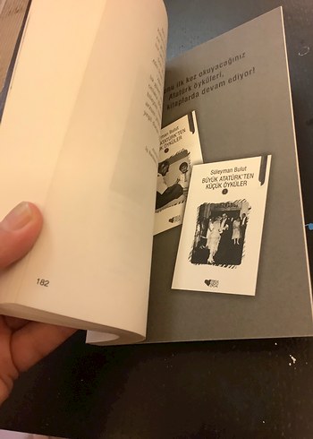 Beden Renk Büyük Atatürk'ten Küçük Öyküler - Süleyman Bulut