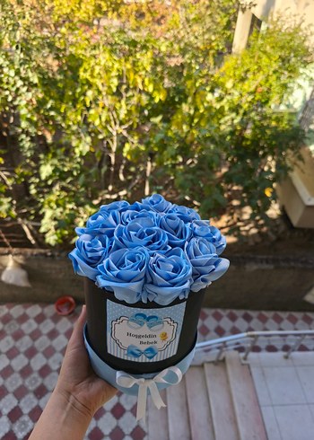 Mavi Gül Desenli Dekoratif Vazo - Görsel 2