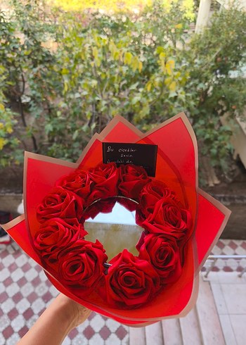 Kırmızı Güllerden Renkli Buket - Görsel 4