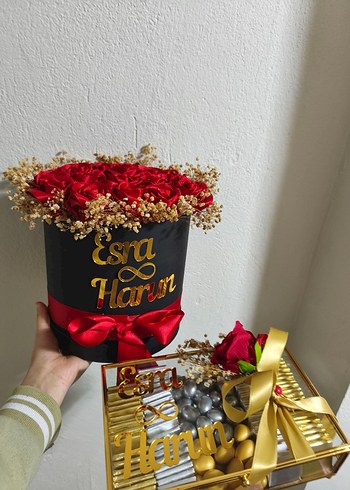 Altın Yazılı Kırmızı Gül ve Kuru Çiçek Aranjmanı - Görsel 4