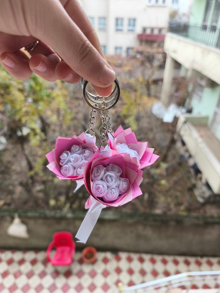 Pembe Püsküllü Bohem Kadın Anahtarlık - Görsel 2