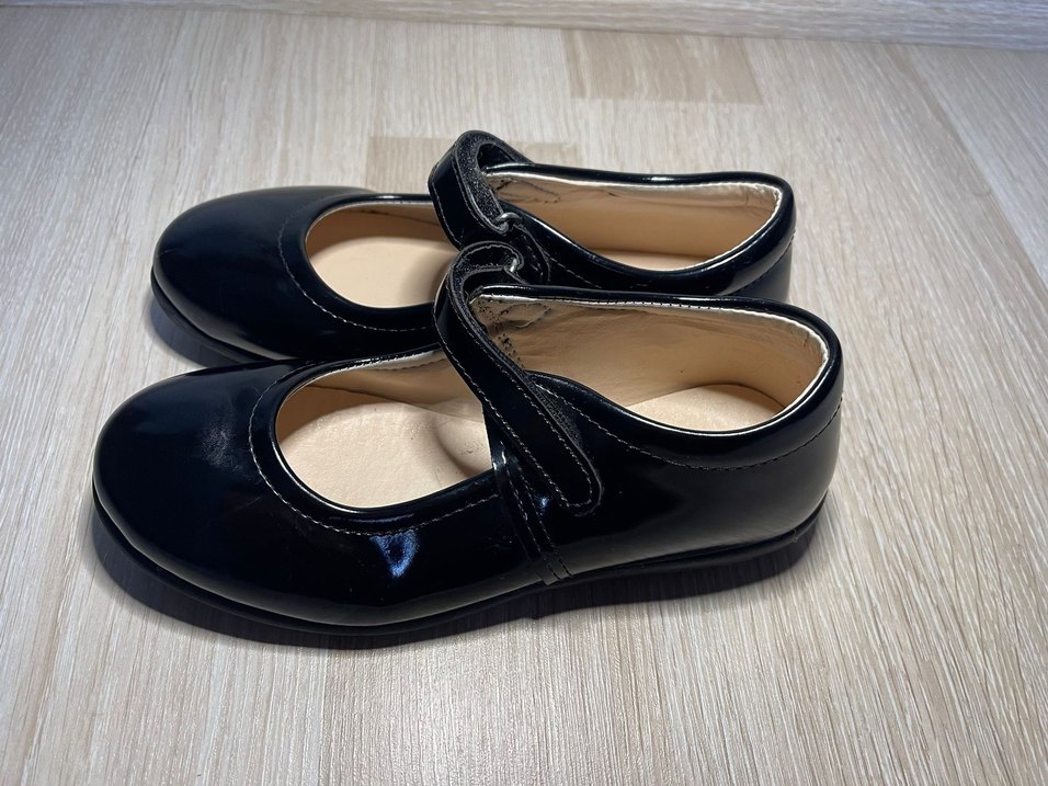 Kız Çocuk Siyah Tokalı Babet Ayakkabı - Görsel 2