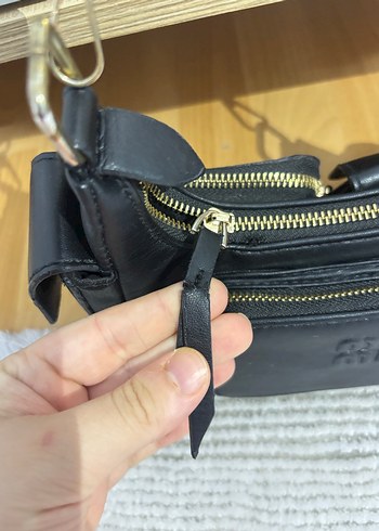 Siyah Deri Tokalı Kadın Çanta - Görsel 2