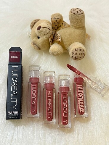 Beden Hudabeauty Glos