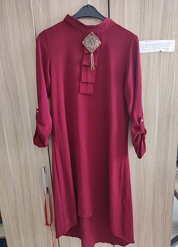 Kırmızı tunik 