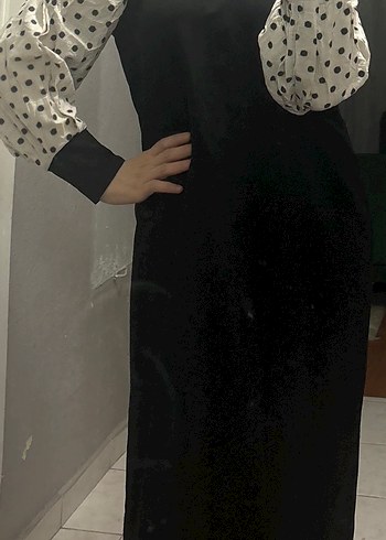 Uzun Siyah Puantiyeli Drapeli Elbise