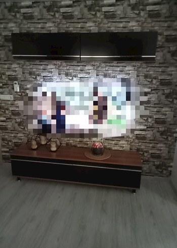 tv ünitesi ve raf