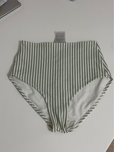 H&M Bikini Altı
