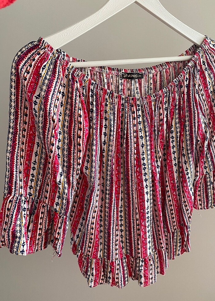 Pembe Yazlik Omzu Açık Bluz - Görsel 2