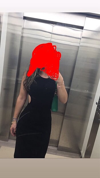 Zara Siyah elbise yanları pencereli