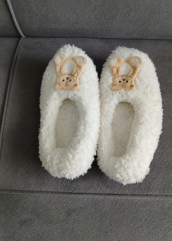 Kızlar için Beyaz Peluş Ev Terliği - Görsel 3