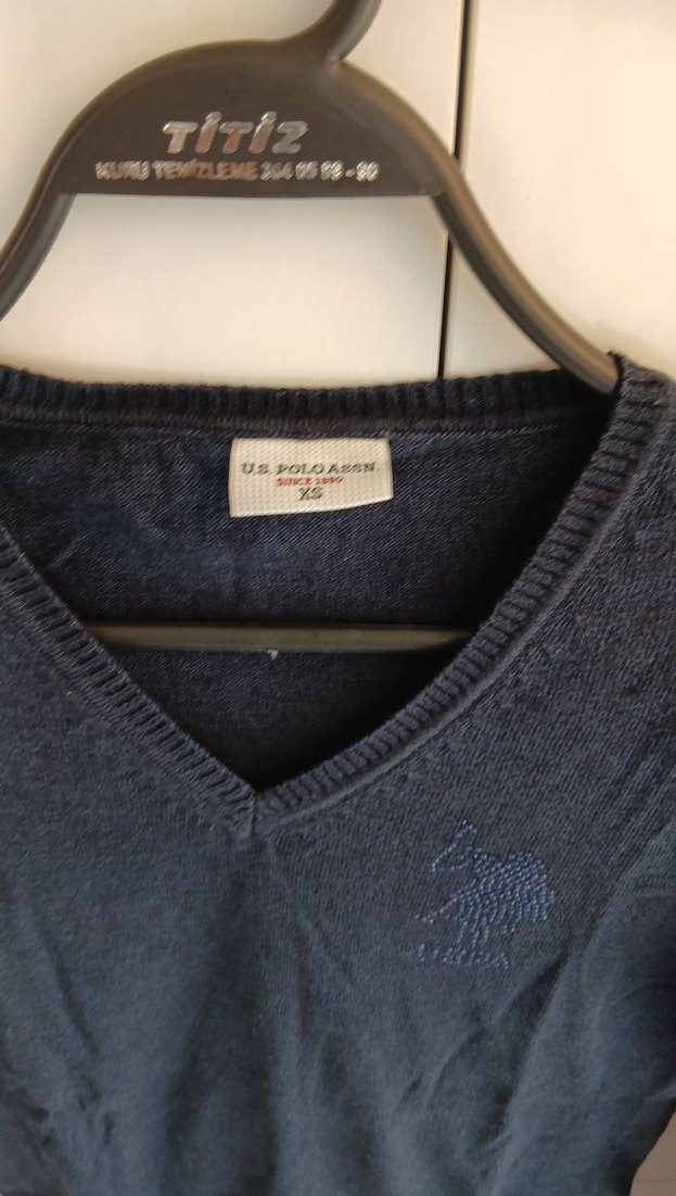 lacivert v yaka kadın triko kazak - Görsel 2