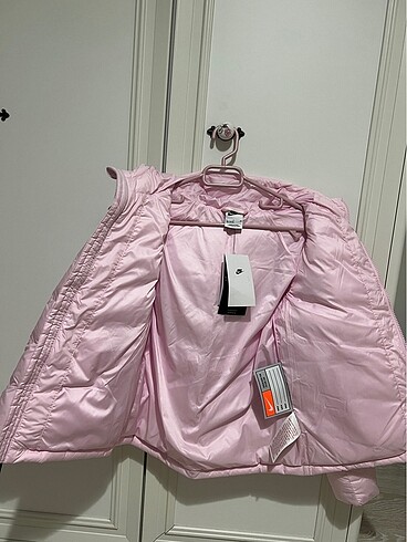 8 Yaş Beden pembe Renk Nike kız çocuk mont