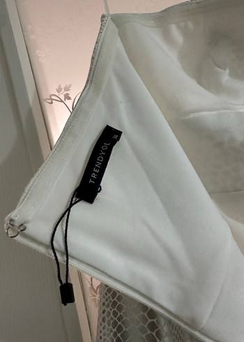 Gri Yılan Desenli Straplez Uzun Abiye Elbise - Görsel 4