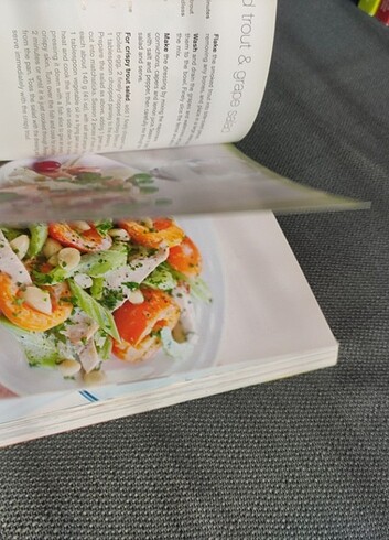Beden Renk 200 Super Salads Cookbook , Yemek Ingilizce Tarif