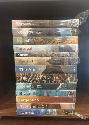 Dünya Ülkeleri Alti Farkli Dil Ingilizce Koleksiyon Rehber Kitap - Görsel 10