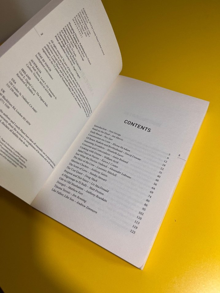 A Moveable Feast - Seyahat ve Yemek Kitabı İngilizce Kitap - Görsel 4