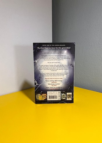 I Am Number Four - Pittacus Lore İngilizce Kitap - Görsel 4