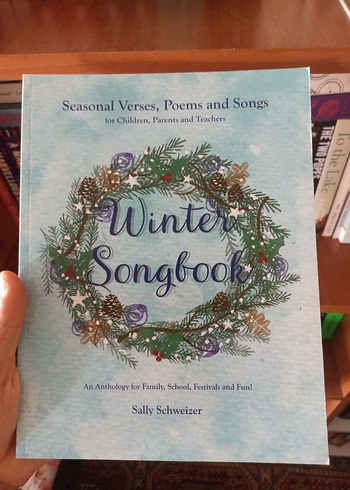 Kış Şarkı Kitabı - Mevsimlik Şiirler ve Şarkılar Ingilizce Sanat - Görsel 7