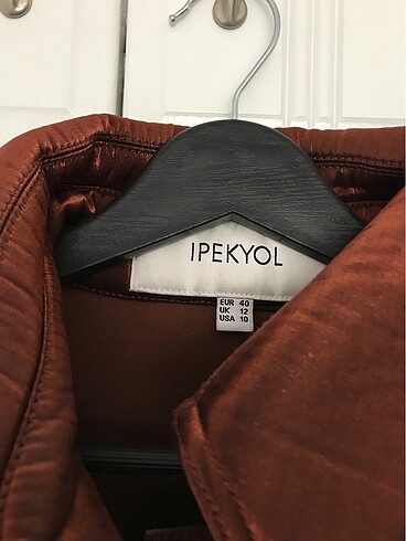 40 Beden İpekyol yanardönerli ceket mis gibidir