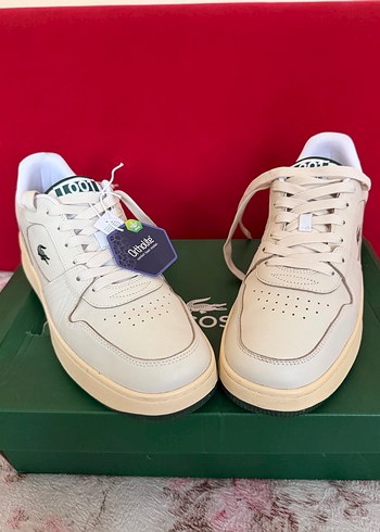 Lacoste 44