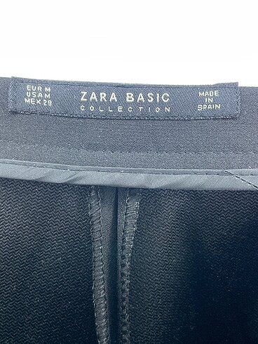 m Beden siyah Renk Zara Kumaş Pantolon %70 İndirimli.