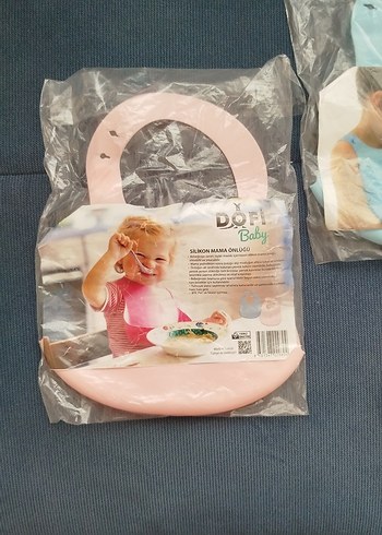 silikoni Bebek Önlüğü - Görsel 2